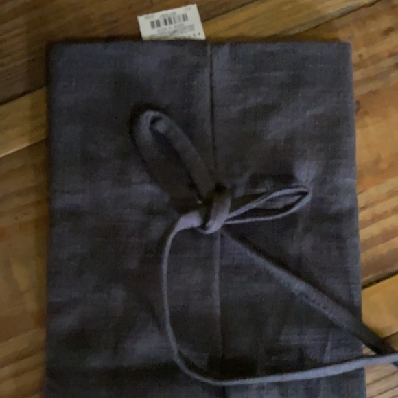 Pottery Barn Holiday Swinging Gnome Embroidered Cotton Gifting Wine Bag Cozy - Picture 12 of 14